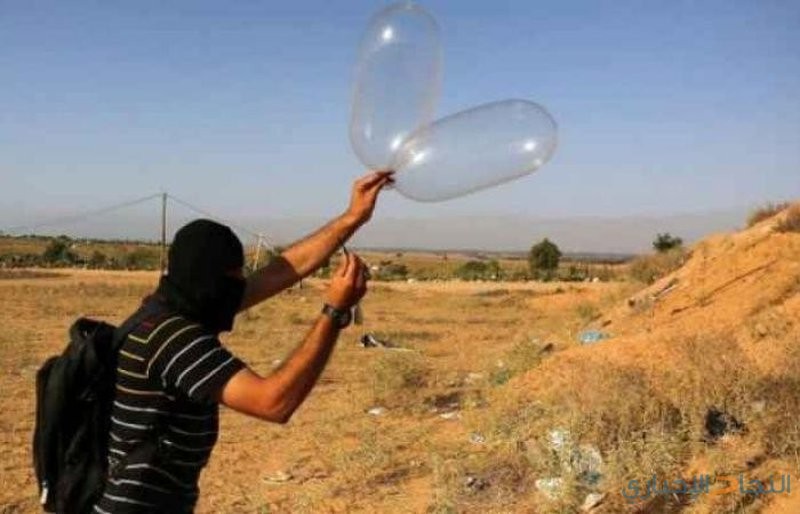 الاحتلال يزعم العثور على بالون حارق يحمل جسمًا مشبوهًا في "تل أبيب"