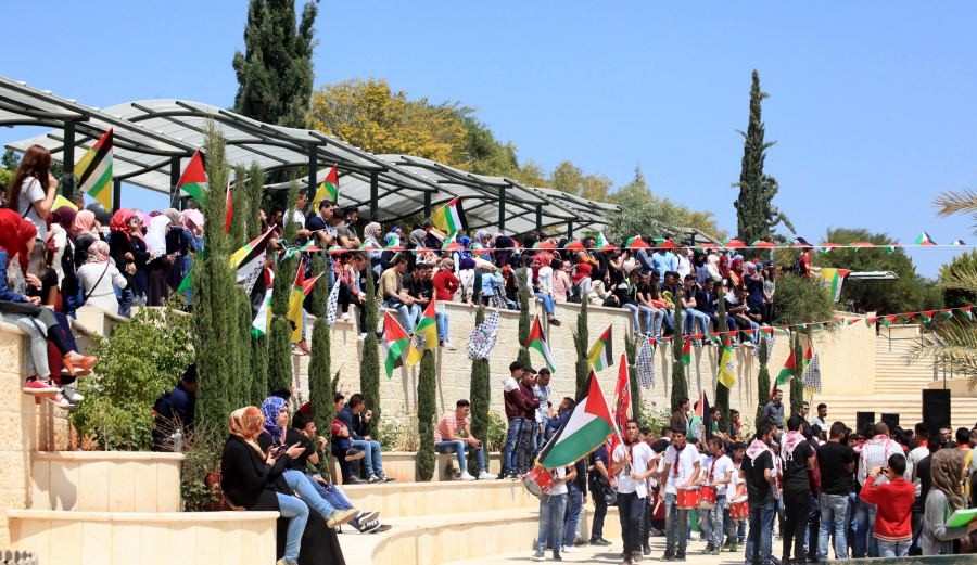 وقفة تضامنية في الجامعة العربية الأمريكية نصرة للأقصى