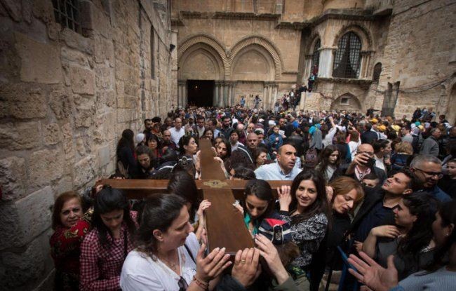 الاحتلال يقيد دخول المسيحيين من غزة للاحتفال بعيد الفصح في القدس
