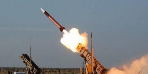 سريع: استهدفنا حاملة طائرات أمريكية وقطع حربية في البحر الأحمر