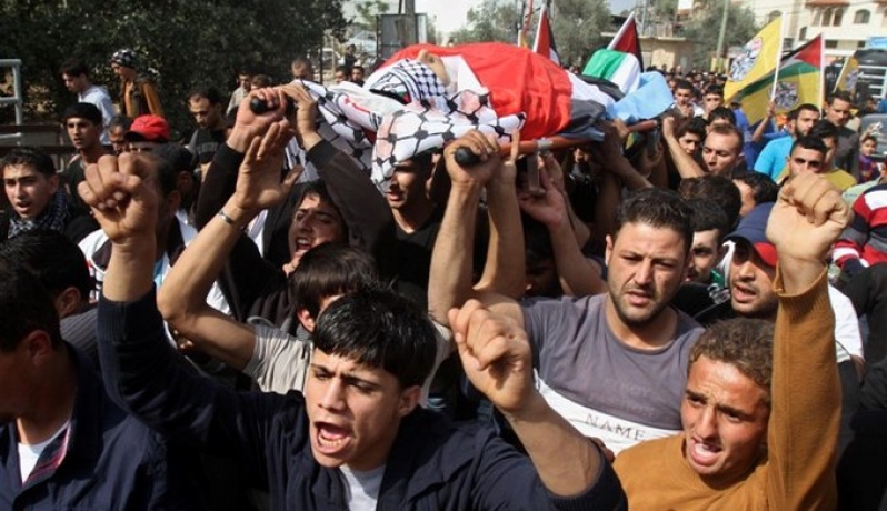 جماهير غفيرة تشيّع جثمان الشهيد الأعرج