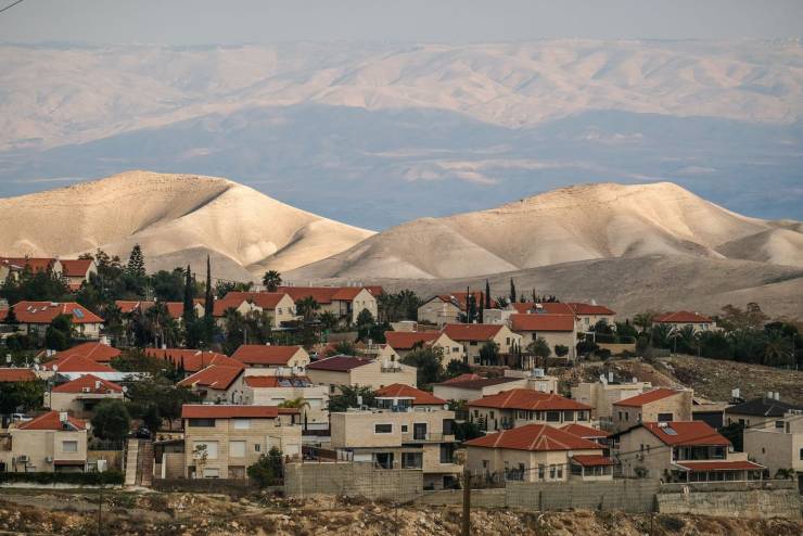 إسرائيل تنفذ مشاريع لربط القدس بمستوطنة "معاليه أدوميم"