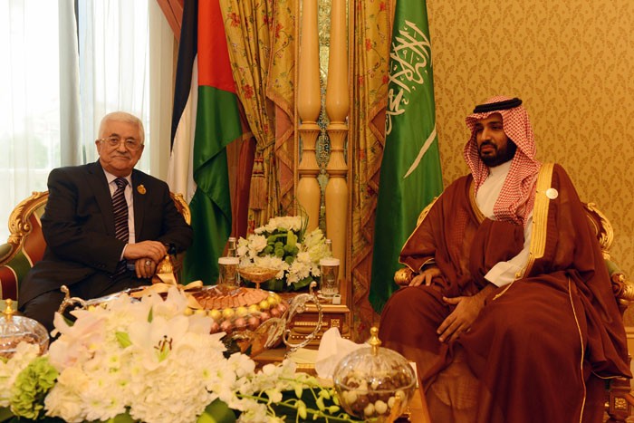 الرئيس يجري اتصالاً مع ولي العهد السعودي