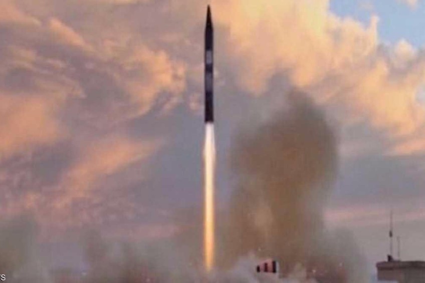 إيران تكشف عن صاروخ كروز جديد يصل "إسرائيل"