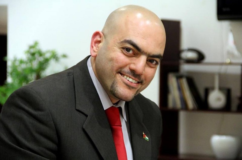 الوطني والتفكير خارج الصندوق!!