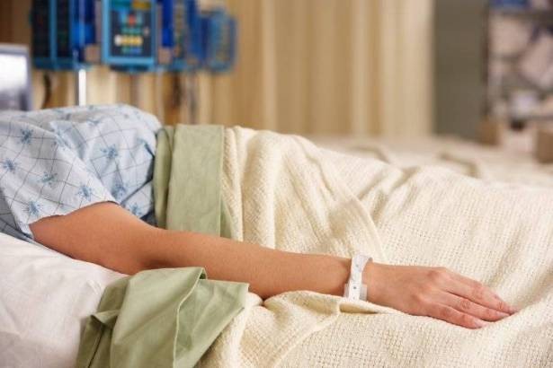 مطربة مصرية تصاب بجلطة.. وهذا وضعها الصحي الخطير!