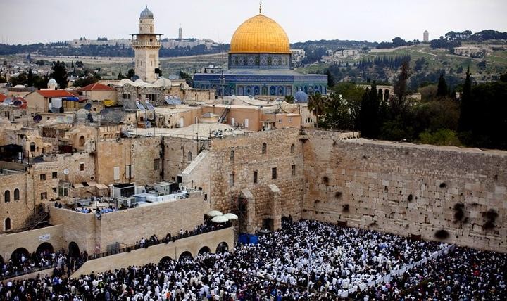 ميزان القدس الديمغرافي يميل لصالح العرب 