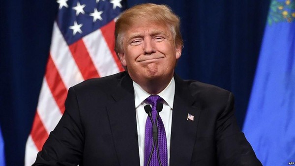 ترمب: أنا عبقري متزن وأتناول طعامًا جيدًا