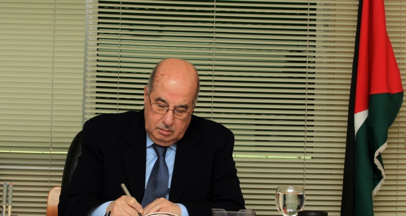 الزعنون يكشف عن جدول أعمال المجلس المركزي 