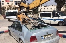 الشرطة تتلف "40" مركبة غير قانونية شمال القدس