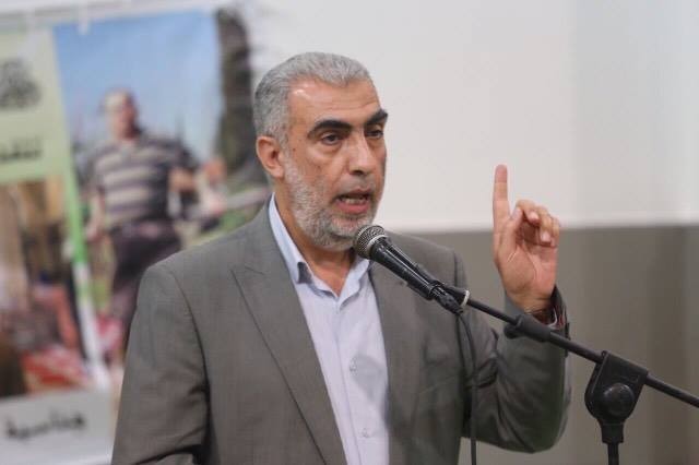 الاحتلال يعتقل الشيخ كمال الخطيب