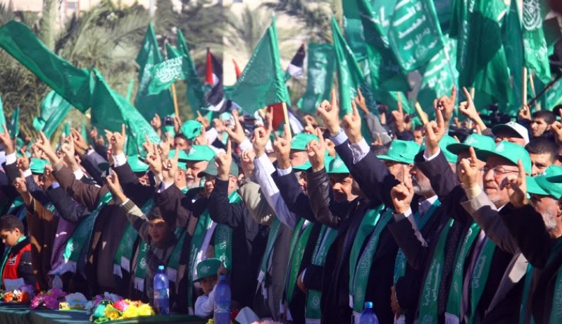 "حماس" تثمّن رفض السلطة الاجتماع مع نائب رئيس أمريكيا