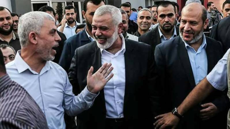 وفد "حماس" المشارك في حوارات المصالحة يصل غزة قادماً من القاهرة