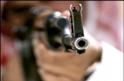 مسلحان يطلقان النار على منزل قيادي فتحاوي شرق مدينة غزة