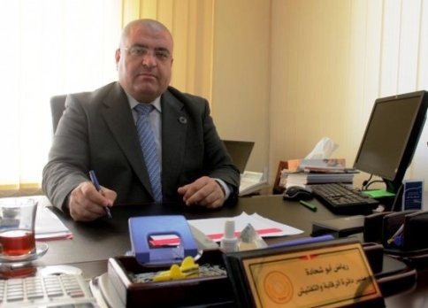 أبو شحادة يؤدي اليمين القانونية نائبا لمحافظ سلطة النقد