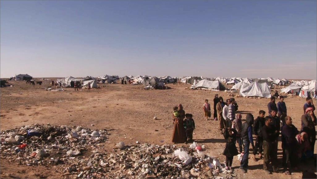موسكو ودمشق تتفقان على فتح ممرات إنسانية بمخيم الركبان