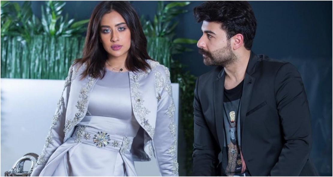 شاهد : حفل ضخم لعقيل الرئيسي وفرح الهادي في زفافهما الثاني.. والعروس تظهر كالأميرات!