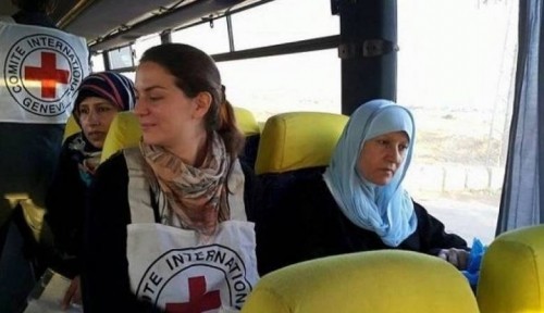 الاحتلال يسمح لدفعة جديدة من أهالي أسرى غزة بزيارة أبنائهم