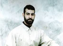 الاحتلال يمدد عزل الأسير أحمد المغربي