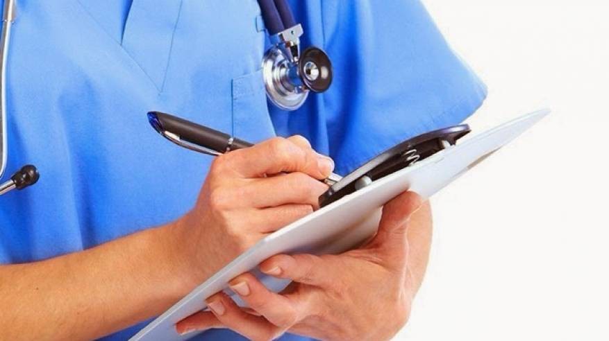 منح للحصول على درجة البكالوريوس في تخصص الطب بتونس