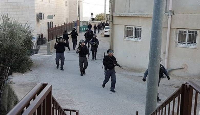 الاحتلال ينتشر في شارع المدارس ومحيط حرم جامعة القدس
