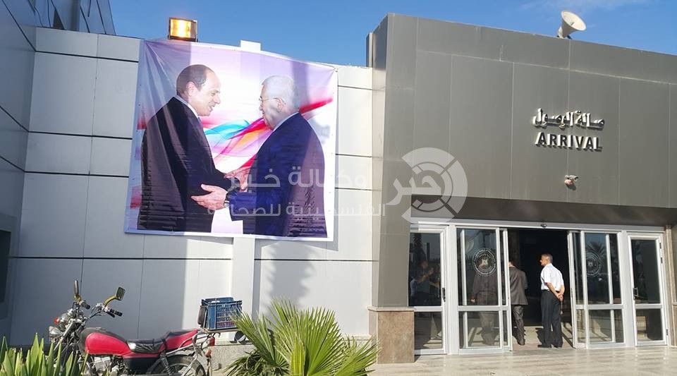 بالفيديو والصور: مراسم تسلم حكومة "الوفاق" إدارة معابر قطاع غزة 