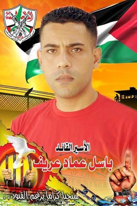 الاحتلال يواصل حرمان أسير من رؤية والده منذ عام 2002