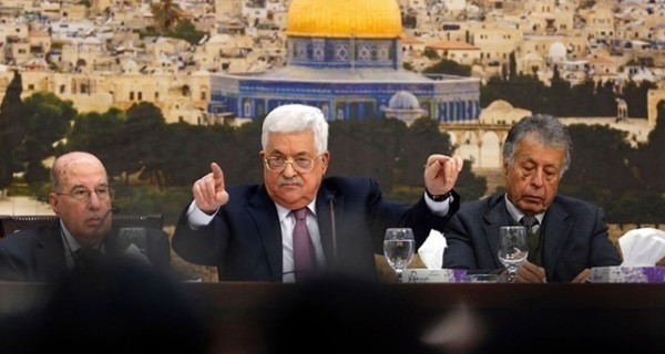 الزعنون يعلن موعد انعقاد المجلس المركزي