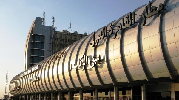 السودان يفرض تأشيرة دخول على المصريين الرجال