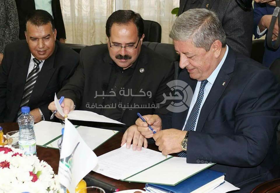 توقيع اتفاقية لدعم جامعة الأقصى بمليون و700 ألف شيقل