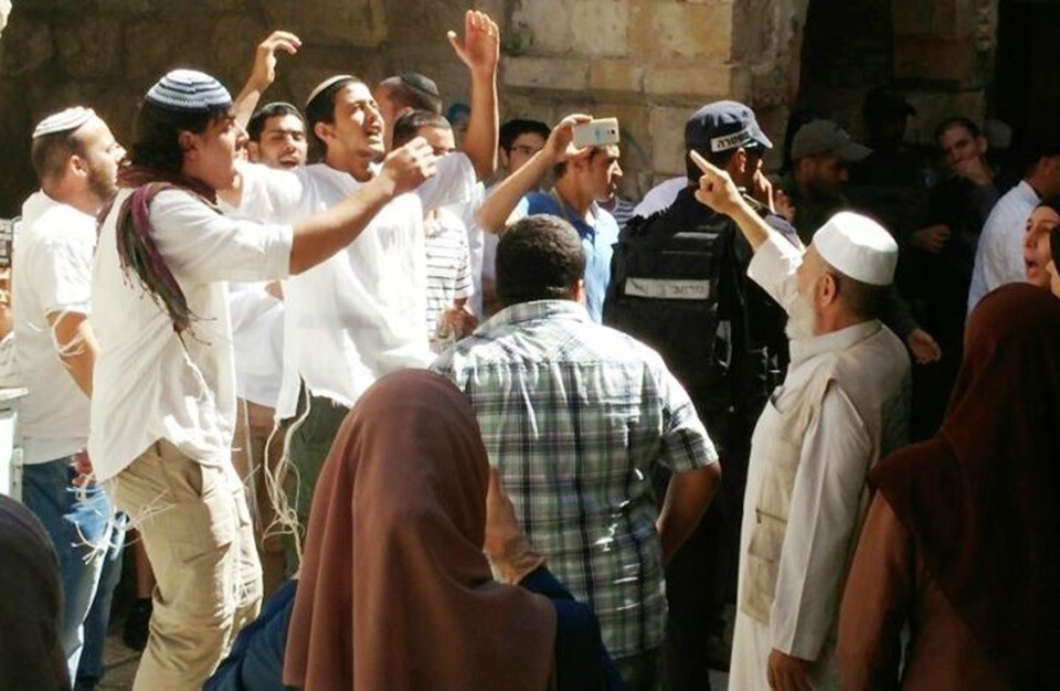 تحذير من خطورة الاقتحامات المتكررة بحق الأقصى والقدس