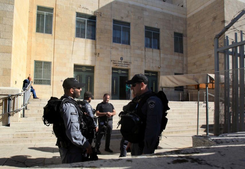 الحكم بالحبس المنزلي وكفالة مالية بحق مقدسيين