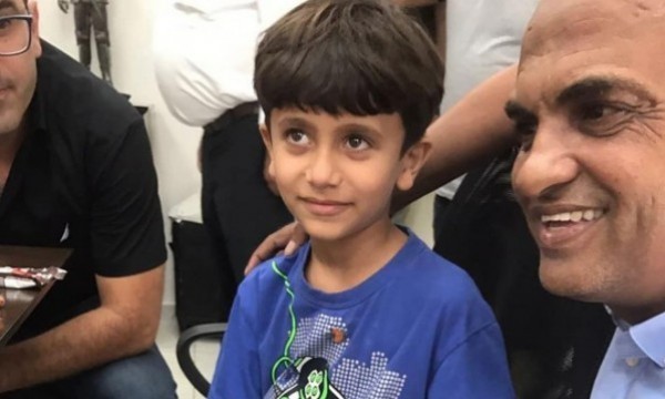 شرطة الاحتلال تعتقل مقدسي بشبهة اختطاف طفل من قلنسوة