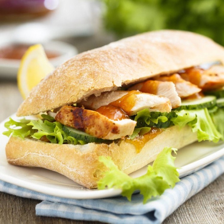 طريقة عمل ساندويش دجاج مسحب