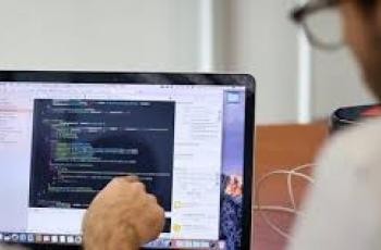"التربية": مقرر خاص لتعليم البرمجة مطلع العام الدراسي المقبل
