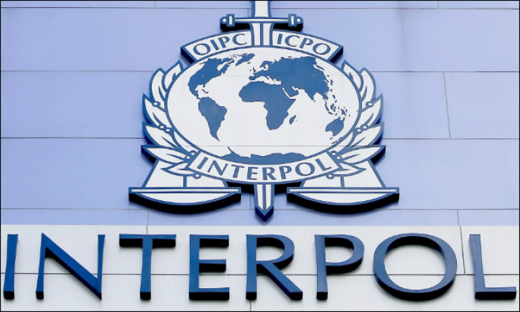 إنتربول فلسطين يتسلم مطلوباً للعدالة من إنتربول الأردن