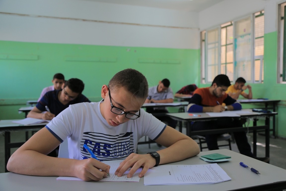 غزة: 6890 طالباً وطالبة يتقدمون لامتحان الثانوية العامة في دورته الثانية 