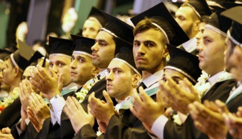 ابتزاز واستقطاعات من رواتب العاملين في مشاريع التشغيل بغزة 
