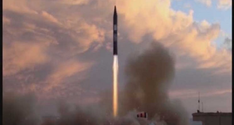 إيران تعلن إجراء تجربة "ناجحة" لصاروخ "خرمشهر"