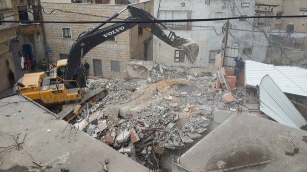 إجبار مقدسي على إخلاء منزله بسلوان تمهيدًا لهدمه