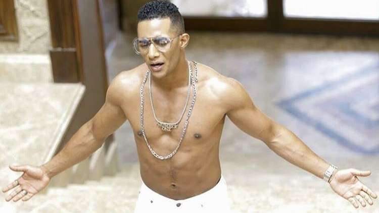 شاهدوا : "محمد رمضان"  لسعد لمجرد "ربنا ينصرك يا صاحبي"!