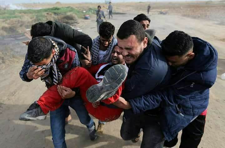 محدث بالصور: عشرات الإصابات في مواجهات جمعة الغضب بمحافظات غزة