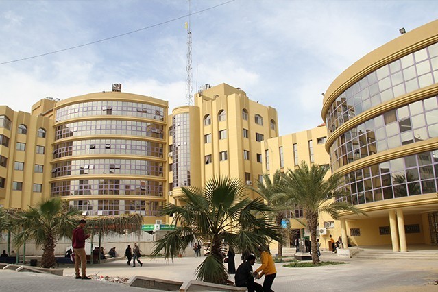 جامعة الأزهر بغزة تُلزم طلبتها بتلقي اللقاح المضاد لفيروس "كورونا"
