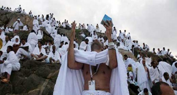 حجاج مكرمة خادم الحرمين يصلون مشعر عرفات