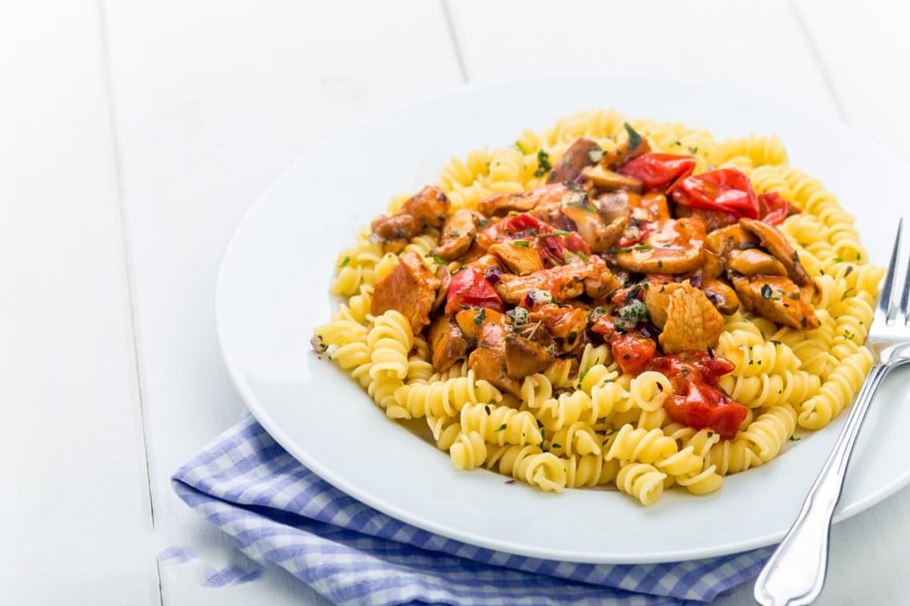 مكرونة شهية على الطريقة الصينية