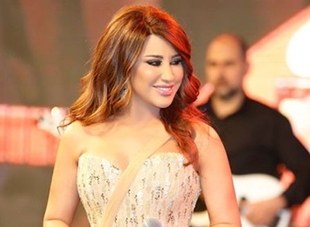 بعد أنباء تعرُّضها لحادث أثناء تصوير أغنيتها.. نجوى كرم ترد!