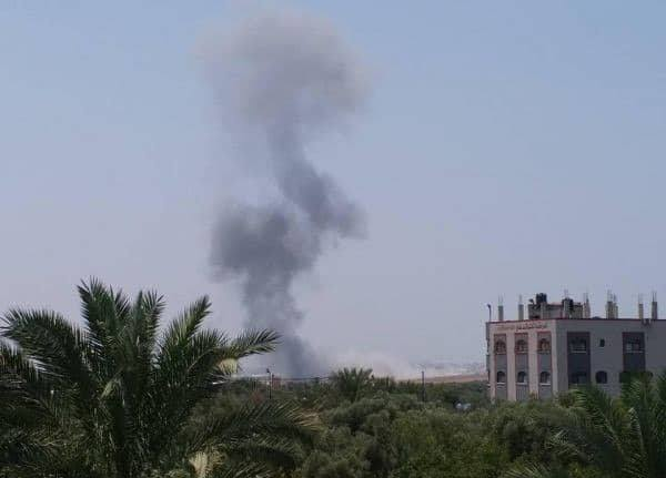 بالصور: إصابات بقصف إسرائيلي استهدف "مركبة" شرق بيت لاهيا 
