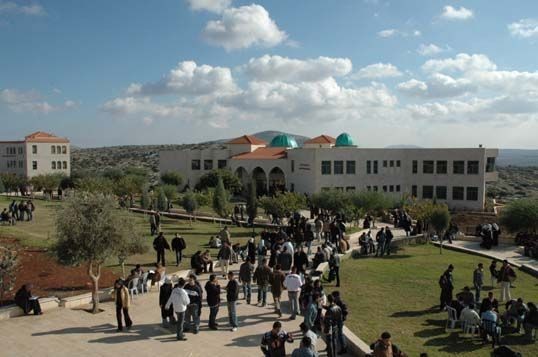 إتفاقية لإنشاء مركز إسعاف وطوارئ في "الجامعة الأمريكية" بجنين