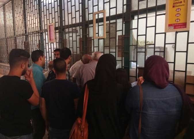 مصر: إقبال كبير على مترو الأنفاق في أول أيام زيادة أسعار التذاكر