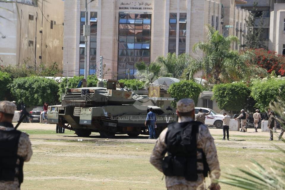 بالصور: "القسام" تبدأ مناورة عسكرية ضخمة في مختلف محافظات غزة